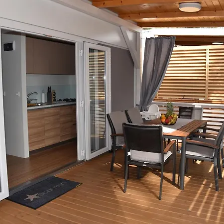 Camping Mobile Starfish I Camp Biograd Biograd Na Moru