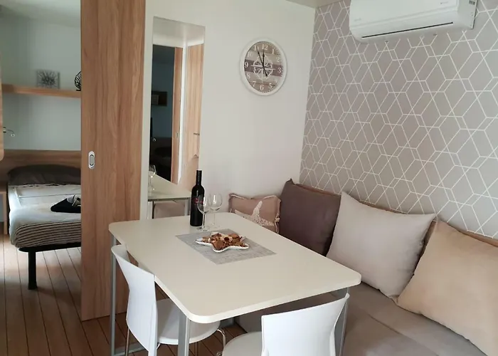Кемпинг Mobile Starfish I Camp Biograd Биоград-на-Мору