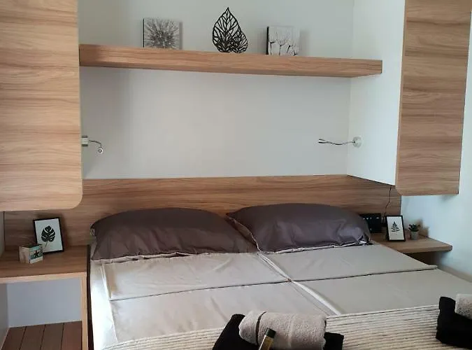 Mobile Starfish I Camp Biograd Кемпинг 4*