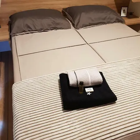 Camping Mobile Starfish I Camp Biograd Biograd Na Moru