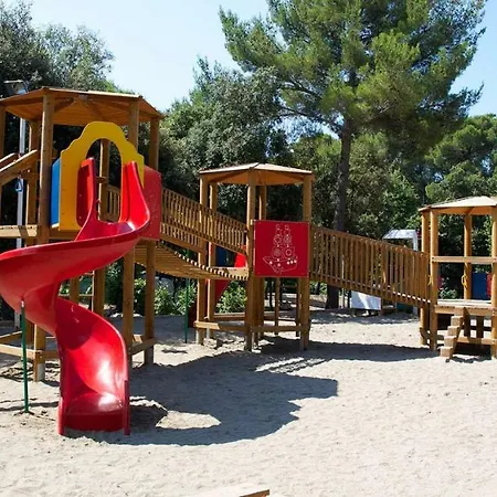 Mobile Starfish I Camp Biograd 4* بيوغْغاد نا موغو